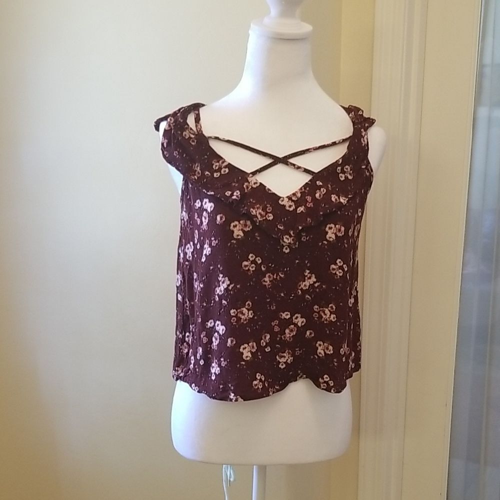 Chloe & Katie Red Floral Crop Camisole Top Crisscross Neckline Boho Festival M